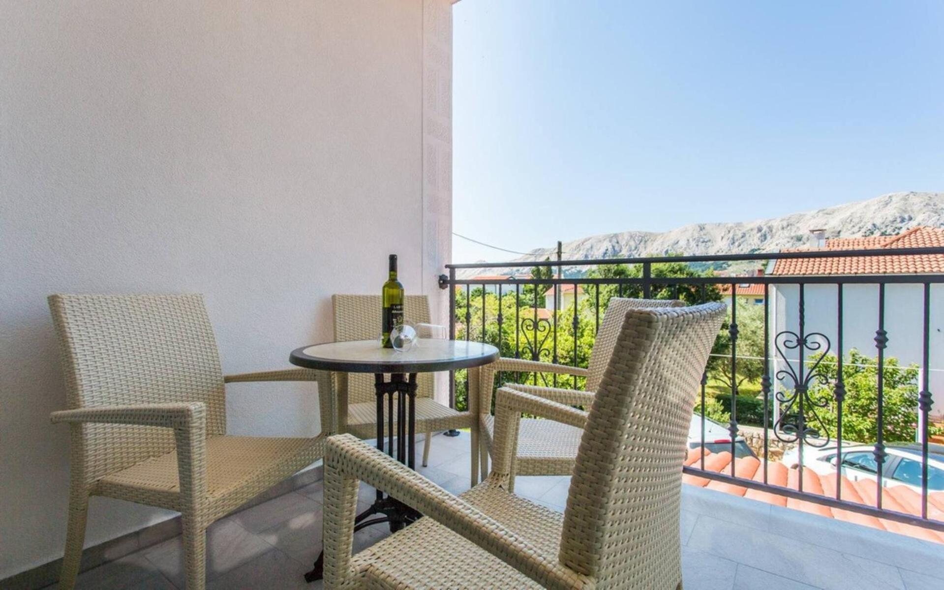 Apartments Bernardeta 1 Baska  Exterior photo