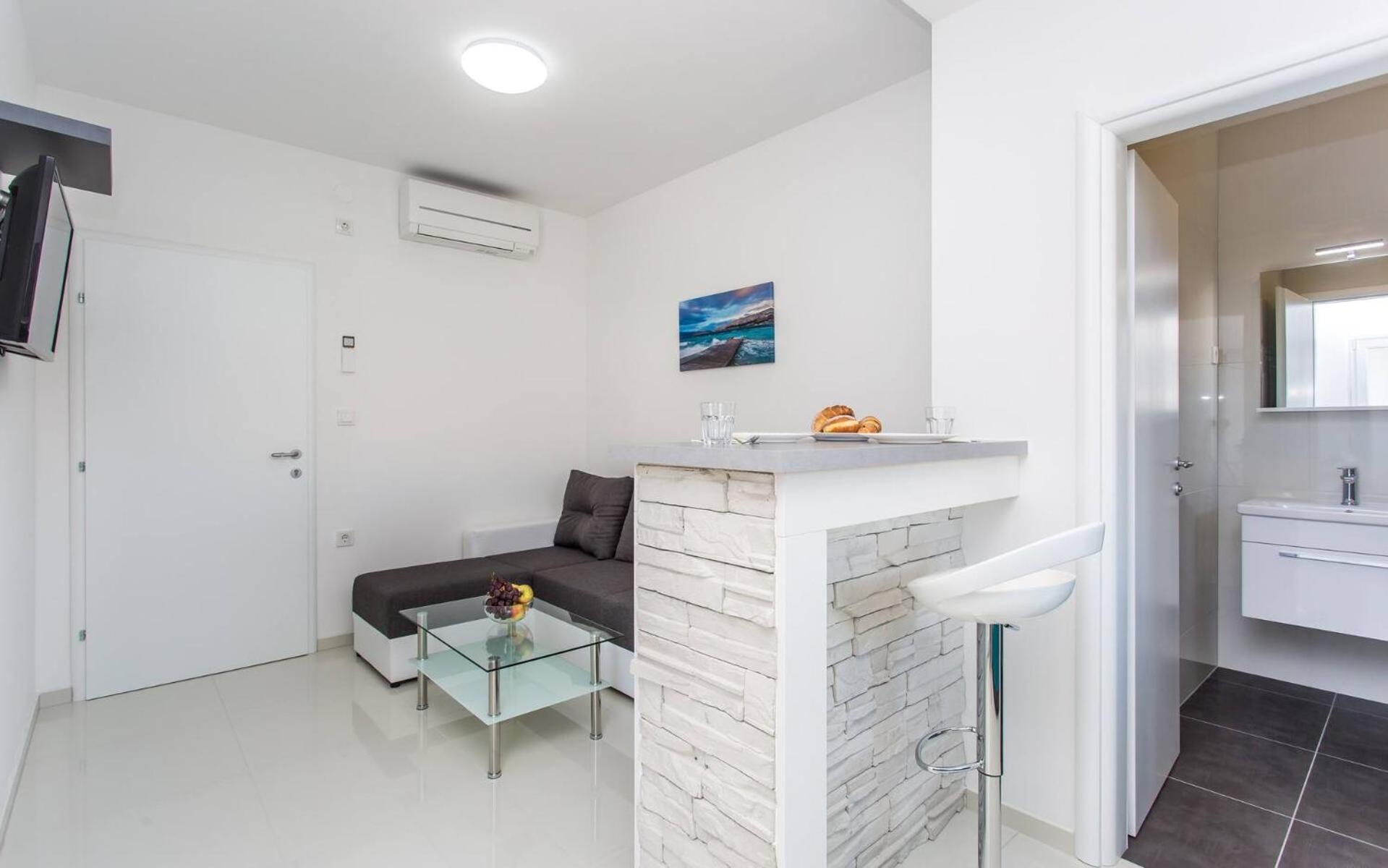 Apartments Bernardeta 1 Baska  Exterior photo